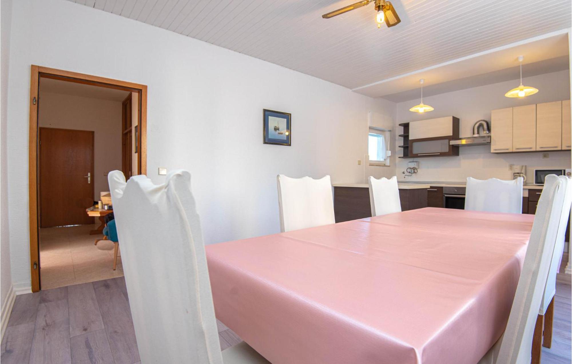 Cozy Home In Dolac With Kitchen Primošten Eksteriør billede
